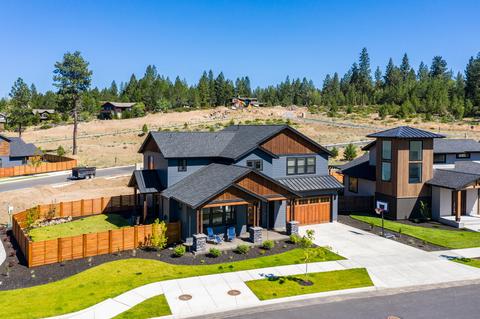 61204 Bachelor View Rd, Bend, OR 97702 photo 1