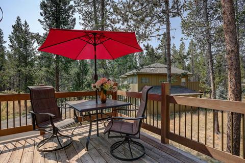 58143 Kinglet Ln, Sunriver, OR 97707 photo 2