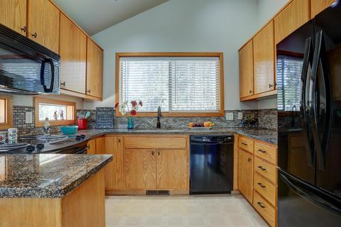 58143 Kinglet Ln, Sunriver, OR 97707 photo 4