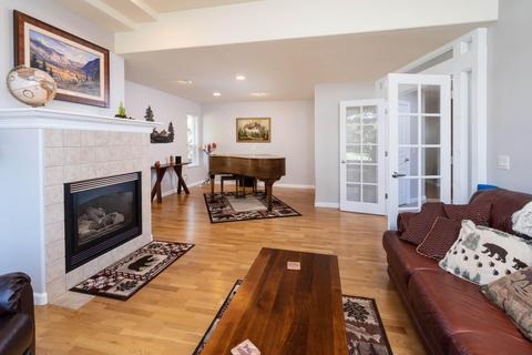 465 Nutcracker Dr, Redmond, OR 97756 photo 4