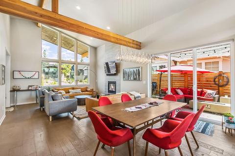 1745 NW Fields St, Bend, OR 97703 photo 8