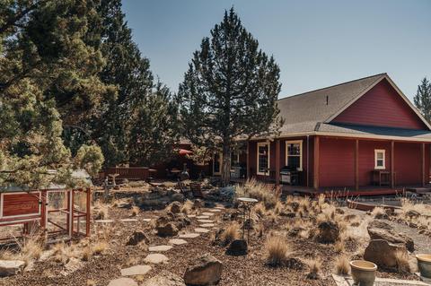 21170 Gift Rd, Bend, OR 97703 photo 10