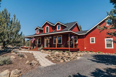 21170 Gift Rd, Bend, OR 97703 photo 1