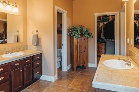 21170 Gift Rd, Bend, OR 97703 photo 23