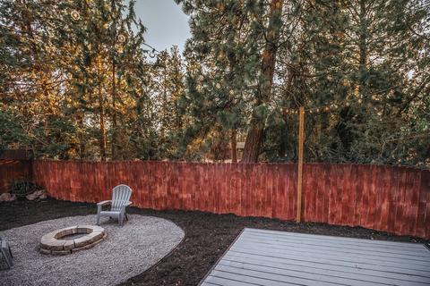 63311 NW Lavacrest St, Bend, OR 97701 photo 21