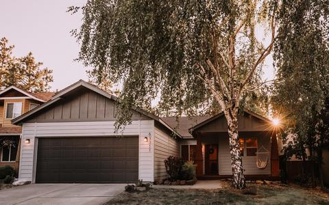 63311 NW Lavacrest St, Bend, OR 97701 photo 1