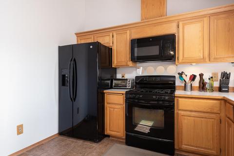 2379 NE Moonlight Dr, Bend, OR 97701 photo 9