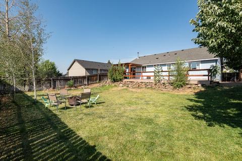 2379 NE Moonlight Dr, Bend, OR 97701 photo 19