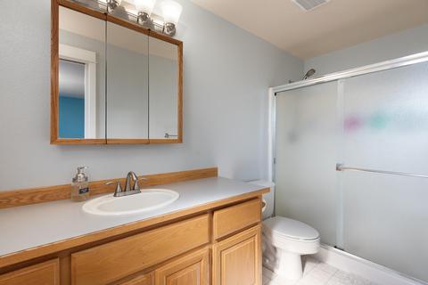 2379 NE Moonlight Dr, Bend, OR 97701 photo 17