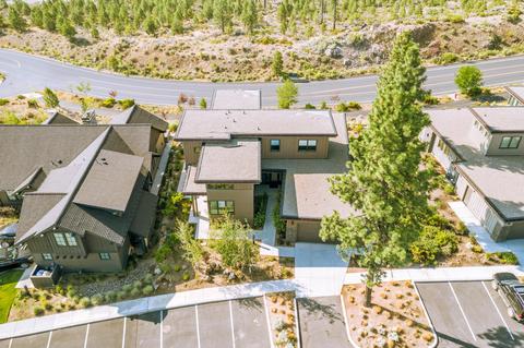19227 Solomon Dr, Bend, OR 97702 photo 2