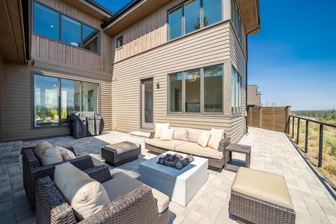 19227 Solomon Dr, Bend, OR 97702 photo 8