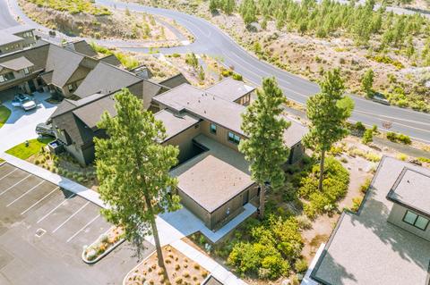 19227 Solomon Dr, Bend, OR 97702 photo 3