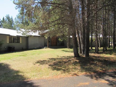 53784 Bridge Dr, La Pine, OR 97739 photo 1