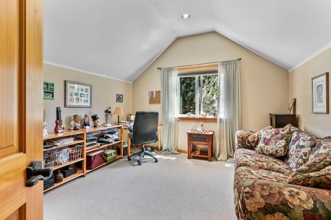 20235 Hardy Rd, Bend, OR 97703 photo 22