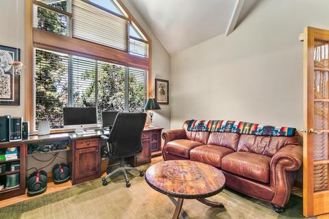 20235 Hardy Rd, Bend, OR 97703 photo 12