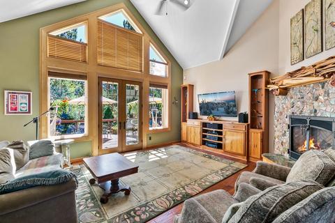 20235 Hardy Rd, Bend, OR 97703 photo 10