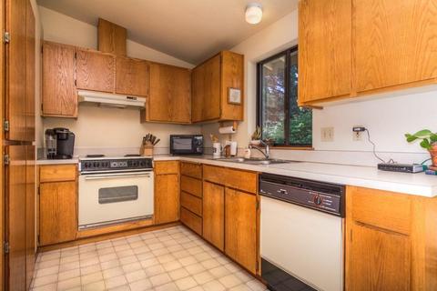 2554 NE Ocker Dr, Bend, OR 97701 photo 15