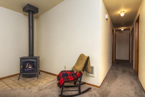 2554 NE Ocker Dr, Bend, OR 97701 photo 8