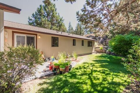 2554 NE Ocker Dr, Bend, OR 97701 photo 4
