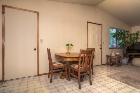 2554 NE Ocker Dr, Bend, OR 97701 photo 11