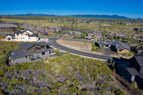 61366 Lost Hollow Loop, Bend, OR 97702 photo 8