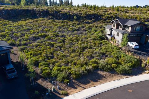 61366 Lost Hollow Loop, Bend, OR 97702 photo 4