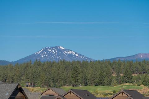 61366 Lost Hollow Loop, Bend, OR 97702 photo 3