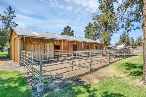 62174 Cody Jr Rd, Bend, OR 97701 photo 31