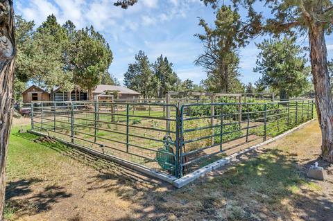 62174 Cody Jr Rd, Bend, OR 97701 photo 28