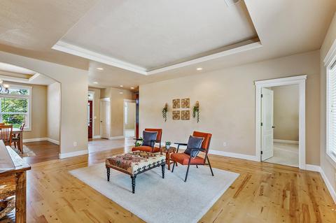 150 Bellerive Dr, Eagle Point, OR 97524 photo 4