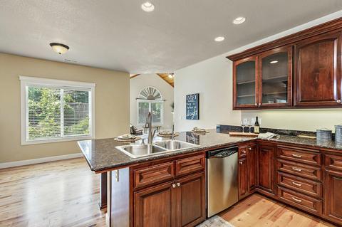 150 Bellerive Dr, Eagle Point, OR 97524 photo 20