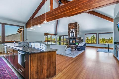 18776 Hakamore Dr, Bend, OR 97703 photo 8