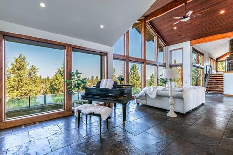 18776 Hakamore Dr, Bend, OR 97703 photo 9