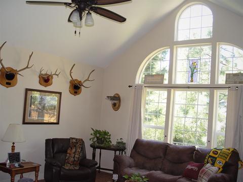 263 Greentree Loop, Grants Pass, OR 97527 photo 11