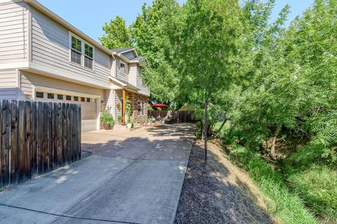618 Shadow Way, Central Point, OR 97502 photo 5
