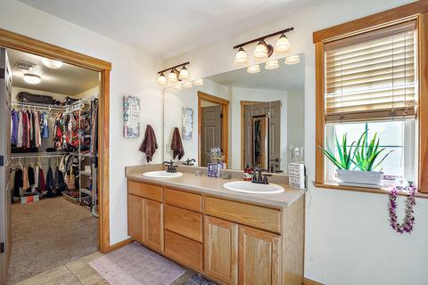 618 Shadow Way, Central Point, OR 97502 photo 34