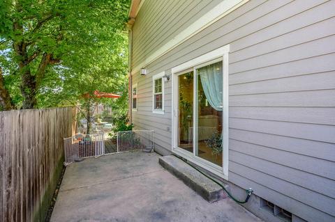 618 Shadow Way, Central Point, OR 97502 photo 8