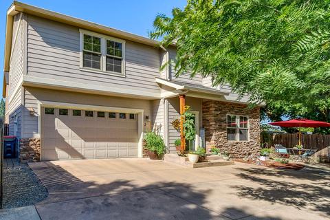 618 Shadow Way, Central Point, OR 97502 photo 1