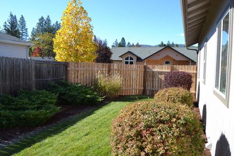 209 Red Cedar Ln, Cave Junction, OR 97523 photo 26
