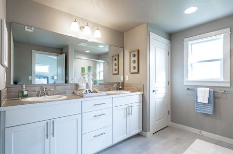 17493 Grebe Rd, Bend, OR 97707 photo 9