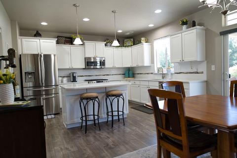 21374 NEagle Crossing Ave, Bend, OR 97701 photo 2