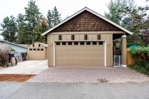 20575 Chivas Pl, Bend, OR 97702 photo 2