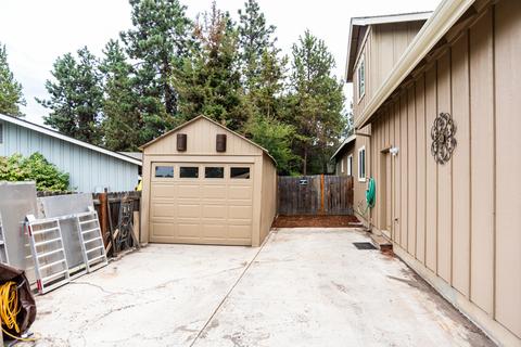 20575 Chivas Pl, Bend, OR 97702 photo 34