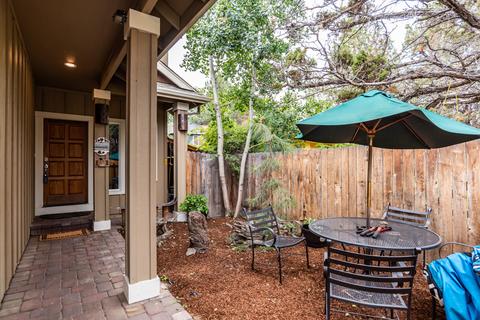 20575 Chivas Pl, Bend, OR 97702 photo 32