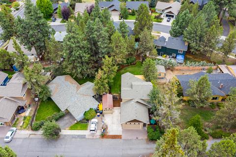 20575 Chivas Pl, Bend, OR 97702 photo 35