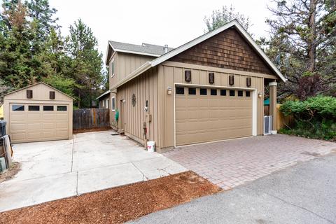 20575 Chivas Pl, Bend, OR 97702 photo 4
