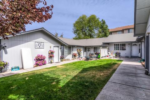 2000 NE Patterson Cir, Bend, OR 97701 photo 2