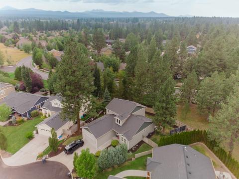 60930 SW Garrison Dr, Bend, OR 97702 photo 27