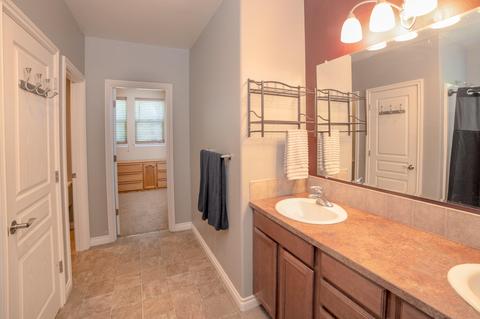 60930 SW Garrison Dr, Bend, OR 97702 photo 11