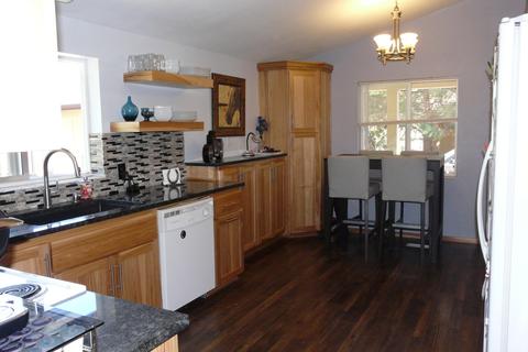 60872 Raintree Dr, Bend, OR 97702 photo 8